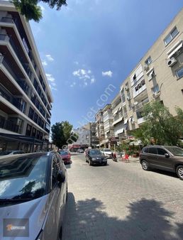 Çepiklerden Nergiz İzban Yakını 3+1