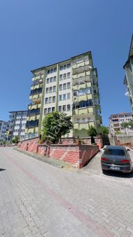 Merkez Orduyeri Site İçinde Satılık Arakat 3+1 Daire Ön Cephe