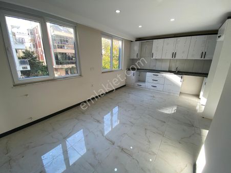 Mevlana Kavşağına Yakın Sıfır 2+1ler