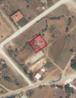 Denizli Saruhan’da 1002m2 İçinde Sondaj Suyu Olan Konut İmarlı Arsa