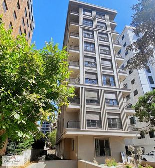 Derya'dan 3+1 Suadiye Marmaraya 500 Mt Deniz Manzaralı 120 M2