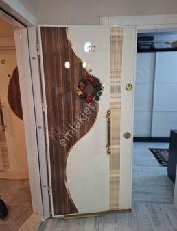 Altınkum Teraslı Kombi Doğal Gazlı Asansörlü Yüksel Hudut Emlak