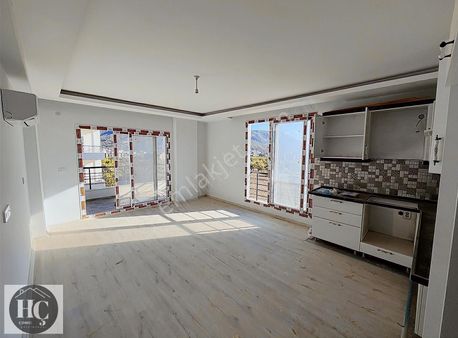 Yeşilocavık'da Deniz Manzaralı Orman İçinde 2+1 Daire