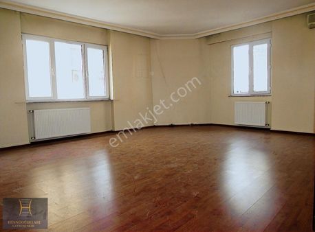 Hüsnüoğulları Gayrimenkulden Cadde Üzeri Satılık Daire