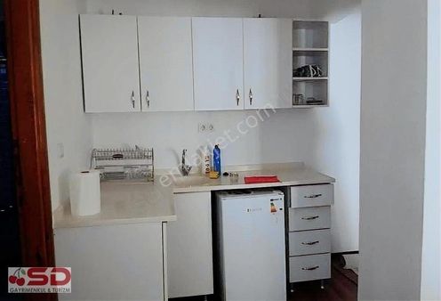 Kapalı Çarşıda Büro Ofis Yada Personel Evi###