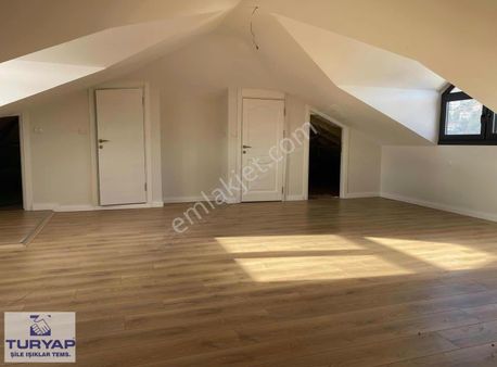 Turyap Tan Şile De Satılık Müstakil Havuzlu Lüks Tripleks Villa