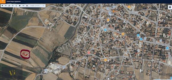 Kavaklı'da Resmi Yollu Satılık Arsa