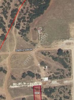 Denizli Çakmak'da 533m2 4 Kat Ruhsatlı Satılık Arsa