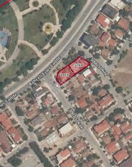 Denizli Bahçelievler’de Cadde Üzeri 775m2 2 Kat Ruhsatlı Adalet Park Cephe Konut Ticari Alan