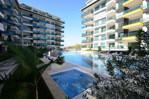 Satılık: Havuz Manzaralı Eşyalı 1+1 Daire, Denize 100m – Konak Seaside Resort, Kargıcak