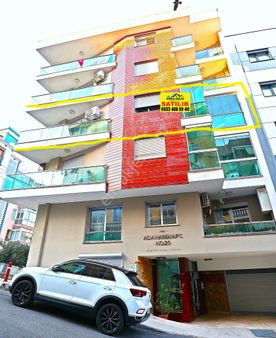 Acil Satılık 10 Yaşında Asansörlü,otoparklı Arakat Köşe Daire