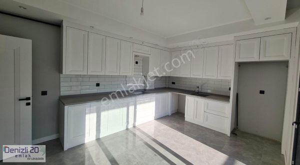 Mehmetçik'te Satılık Daireler