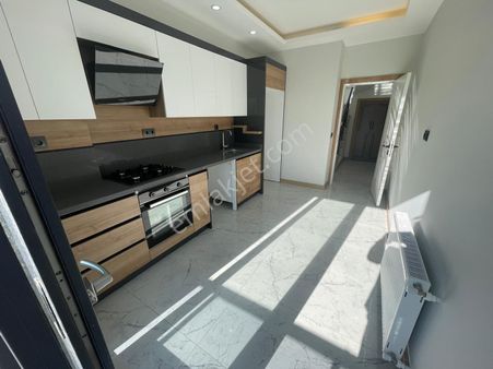 Poyraz Gayrimenkul'den Altınkum'da Çift Mutfaklı Sıfır 4+1 Dubleks Daire