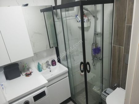 Konak Hatayda Yüksekgiriş 2+1 Daire