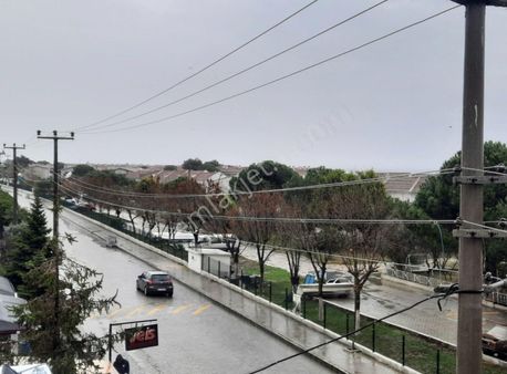 Duru Emlaktan.cumhuriyet Te.372 Mt %40 İmarlı