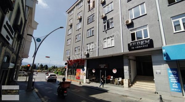 Century21 Project'ten Alemdar C.erdem İşmerkezinde Satılık Ofis