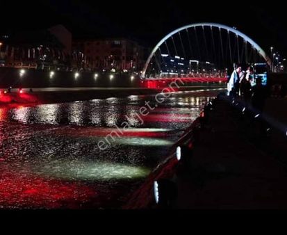 Düzce Merkez De Devren Satılık Köşe Dükkan