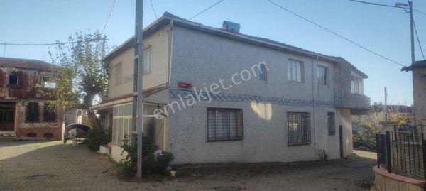 Silivri Ortaköyde 106 M Arsa İçinde 2.5 Katlı Müstakil Ev