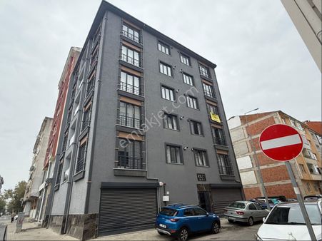 Çorlu Merkezde Stadyum Yanı Sıfır 1+1 Satılık Daire