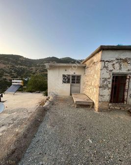 Türe Gayrimenkulden Satılık Taş Ev