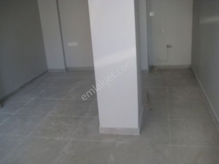 Menemen Çarşıda Merkezde Satılık Dükkan