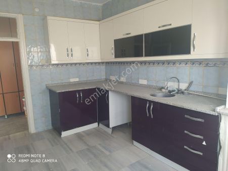 Eryavuz Dan Köşebaşı+arakat+3+1 Odalı+2 Balkonlu+160 Metre+doğalgaz Kombili+şok Fiyat!acilllll