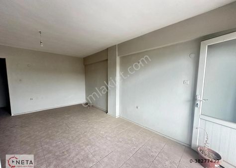 Sarnıç 'ın Merkezinde Park Manzaralı Fırsat Daire