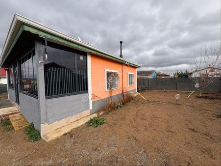 Güldarpı'da 600m2 İçinde 80 M2 Ev Bulunan Betornarme Satılık Ev