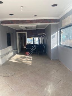 Satılık Dükkan 60 Mt Giriş,40 Mt Üst,20 Mt Alt.5.500.000 Tl.mimar Sinan Mah.