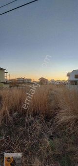 Dikili İsmetpaşa Çetin Emeç Mevkinde Denize 875 Metre Uzaklıkta 200 Metrekare Satılık İmarlı Arsa