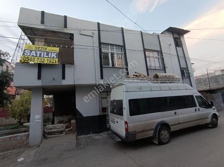 Gülbahçe Mahallesi'nde 2 Katlı Bahçeli Müstakil Ev