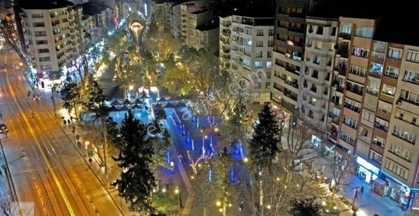 Hamamyolunda Kıymetli Satılık İşyeri