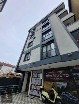 Metro 5 Dakika 2+1 İskanlı Yeni Bina