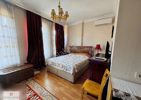 Beylerbeyi İskelesi'nde Muhteşem Manzaralı Kiralık Yalı Dairesi