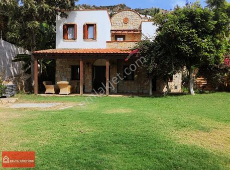 Bodrum Gümüşlük Site İçinde Müstakil Villa