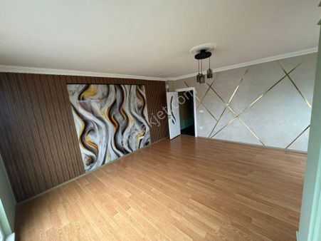 Elit Emlak Garımenkulden Vatan Caddesinde Lüx Cift Balkonlu 2+1 Daıre