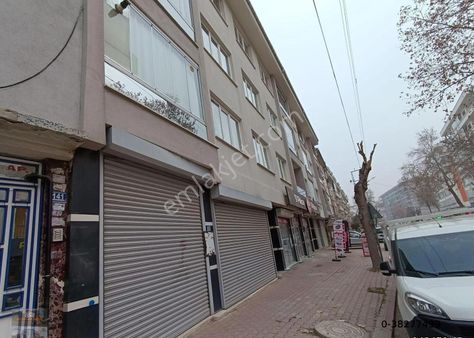 A.s.r Gayrimenkulden Çarşı Merkezine Yakın 3+1 Satılık Daire. Dairemiz 130 M2 Net 160 M2 Bürüt Alan