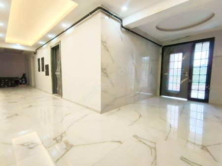 Hasköy De Bulvar Üzeri Deniz Ve Doğa Manzaralı Eşyalı 2+1 Daire