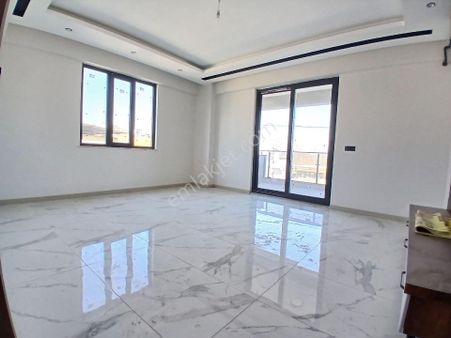 Tapu'nun Aşağısında Ön Cephe Sıfır Çok Ferah 120 M2 2+1 Daire