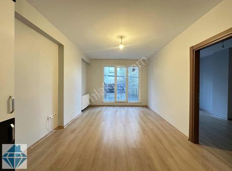 Green Pine Maslak Residence Fırsat 64 M2 Eşyasız 1+1