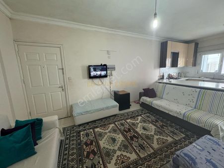 Lefkoşa Haspolat Belediye Evlerinde Zemin Kat Koçanı Devire Hazır Satılık 2+1 Daire