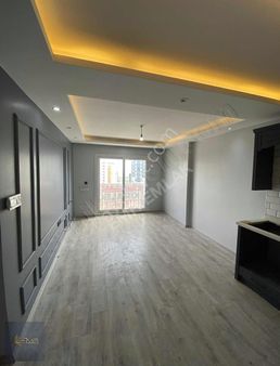 Emr'den Macera Park Karşısı 1+1 Lüks Satılık Daire