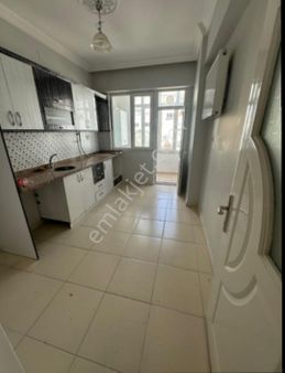 Bulbulzadede Garajli İskanli Satlik 2+1 Daire