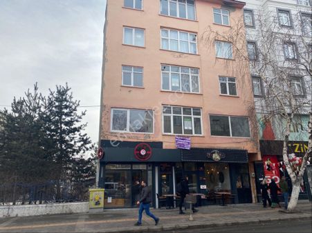 Şeyma Emlaktan Faikbey Caddesinde İşyeri Ve Daireler