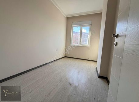 Göksu Mahallesi 5+1 Havuzlu Site İçinde Kullanışlı Daire