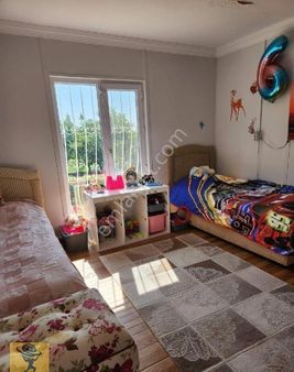 Tekirdağ Süleymanpaşa İlçesi Yağcı Mahallesinde 500 Metrekare Arsa İçinde Satılık Müstakil Ev.