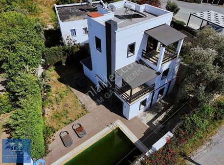 Gökçebel Denize 150 Metre Yürüme Mesafesinde Müstakil Villa