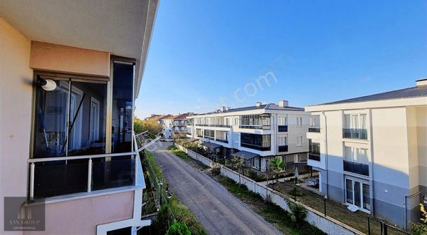 Karasunun Gözdesi Yenimahallede Eşyalı Kombi Petekli 2+1