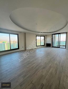 Advex Gayrimenkul'den Mezitli'de Satılık 4+1 Havuzlu Lüks Daire