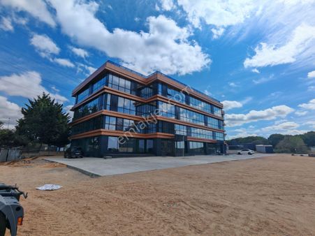 Orhanlı Emsalsiz Lokasyon 920 M2 Komple Plaza Kat 3e Gayrimenkul